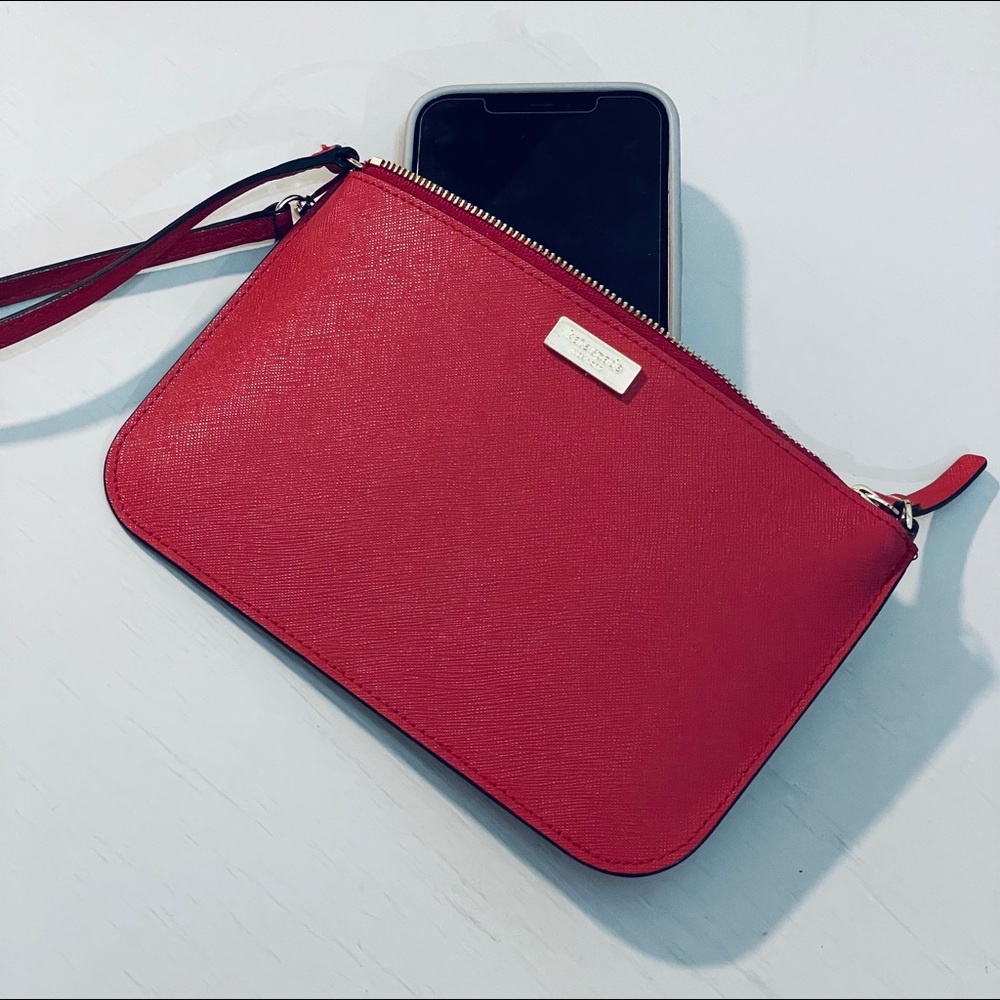 ♠️Kate Spade♠️ Red Wristlet